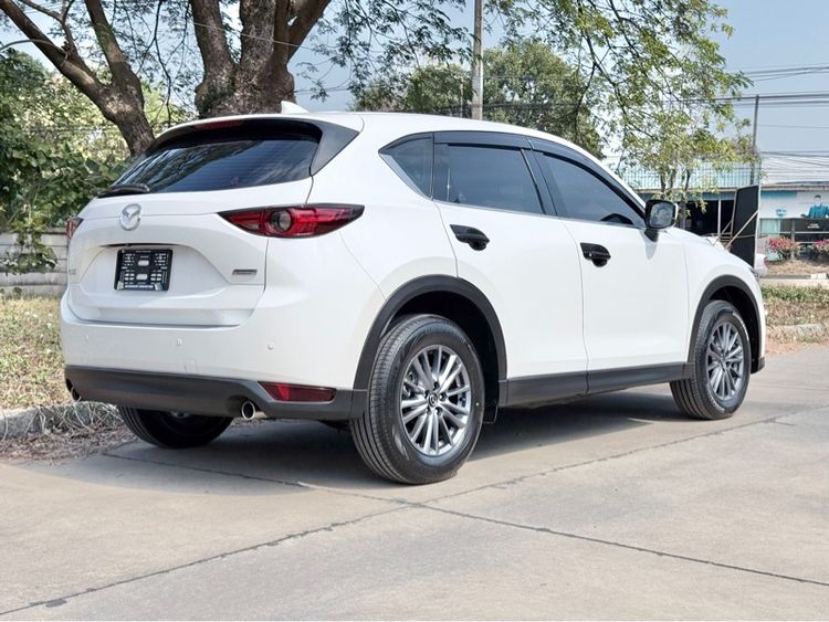Mazda CX-5 2018 2.0 S Utility-car เบนซิน เกียร์อัตโนมัติ ขาว รูปที่ 4
