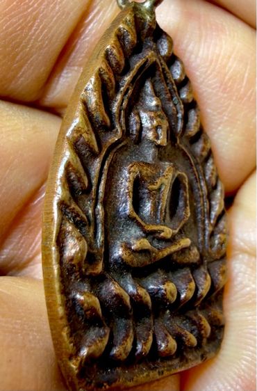 เหรียญเจ้าสัว เนื้อทองเเแดงเถื่อนเปลือกมันเทศ หลวงปู่บุญ วัดกลางบางเเก้ว นครปฐมพระเก่าๆ พระเก่าๆ พระเหมาๆบ้านๆ พระคนแก่เก่าๆเก็บ รูปที่ 3