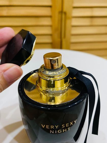Victoria's Secret Very Sexy Night  Eau de Parfum 50 ml No nox น้ำหอมแท้ ส่งฟรี รูปที่ 15
