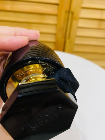 Victoria's Secret Very Sexy Night  Eau de Parfum 50 ml No nox น้ำหอมแท้ ส่งฟรี รูปที่ 8