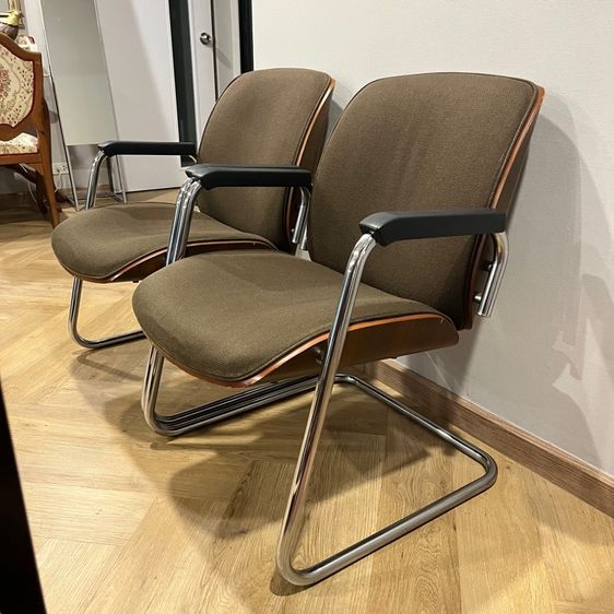 เก้าอี้รับแขกขาตัวซี Okamura Japan คุณภาพดี รูปที่ 9