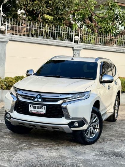 รถ Mitsubishi Pajero Sport 2.4 GT Premium สี ขาว