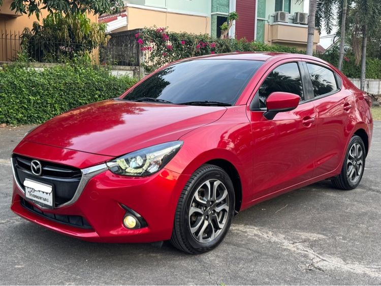 Mazda Mazda 2 2016 1.5 XD High Connect Sedan ดีเซล เกียร์อัตโนมัติ แดง รูปที่ 3