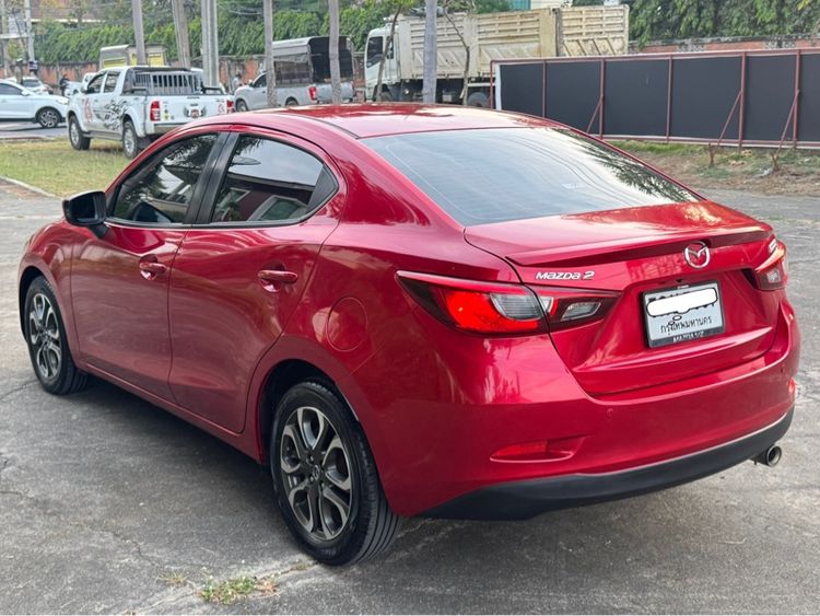 Mazda Mazda 2 2016 1.5 XD High Connect Sedan ดีเซล เกียร์อัตโนมัติ แดง รูปที่ 4