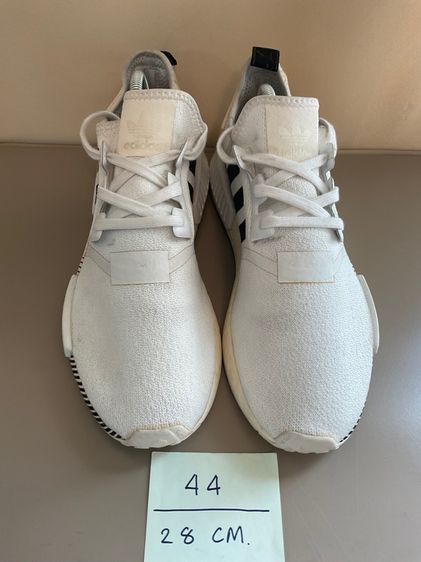 ผู้ชาย ขาว รองเท้าออกกำลังกาย Adidas nmd เบอร์ 44 ยาว28cm