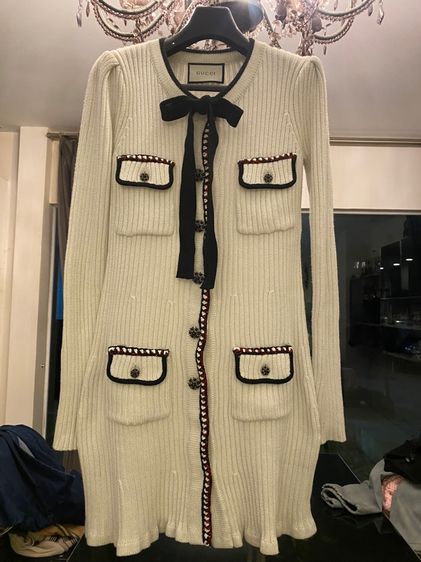 กุชชี่ เดรส สีขาวครีม เนื้อผ้าร่องอิตาลีอย่างดี สภาพใหม่เอี่ยม รูปที่ 6