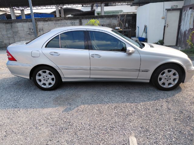 Mercedes-Benz C-Class 2005 C180 Kompressor Sedan เบนซิน ไม่ติดแก๊ส เกียร์อัตโนมัติ บรอนซ์เงิน รูปที่ 4