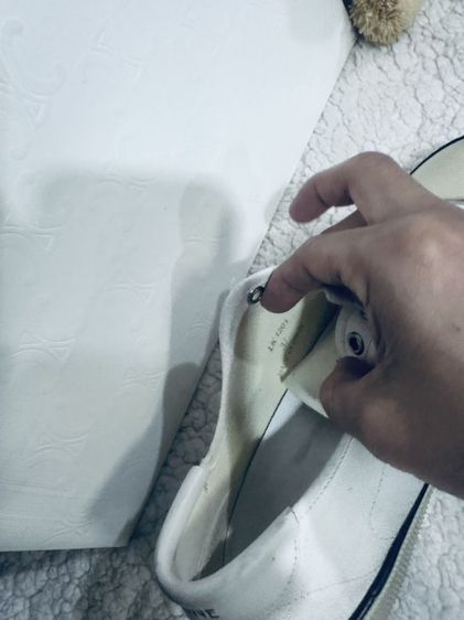 รองเท้าเซลีน Used SNEAKER WITH TOECAP INCANVAS AND CALFSKIN 
SIZE 37  (รุ่นลิซ่าใส่)  รูปที่ 5
