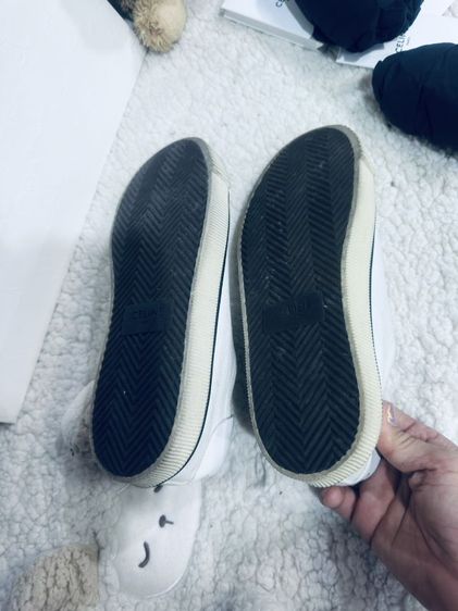 รองเท้าเซลีน Used SNEAKER WITH TOECAP INCANVAS AND CALFSKIN 
SIZE 37  (รุ่นลิซ่าใส่)  รูปที่ 6