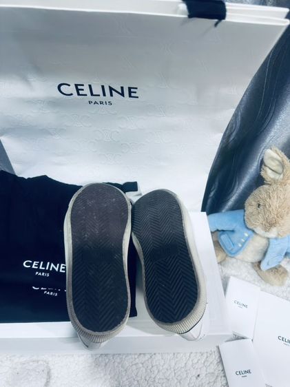 รองเท้าเซลีน Used SNEAKER WITH TOECAP INCANVAS AND CALFSKIN 
SIZE 37  (รุ่นลิซ่าใส่)  รูปที่ 2