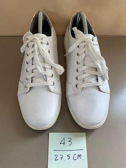 หนังลำลองสีขาว เบอร์43 ยาว 27.5 cm