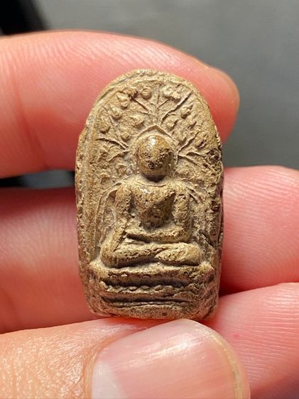 พระคงลำพูน