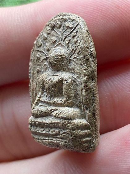 พระคงลำพูน รูปที่ 5