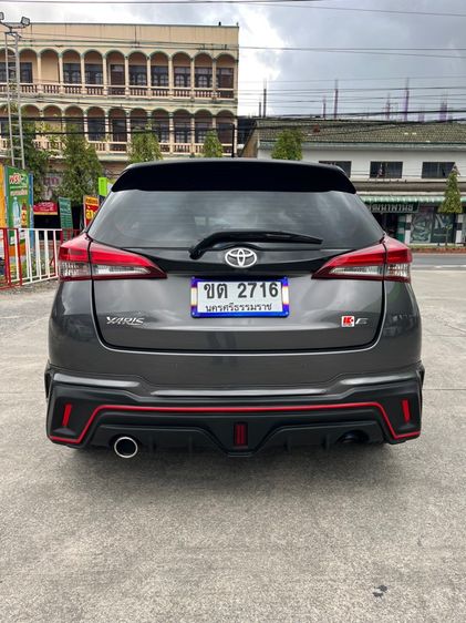 Toyota Yaris 2017 1.2 E Sedan เบนซิน ไม่ติดแก๊ส เกียร์อัตโนมัติ เทา รูปที่ 2