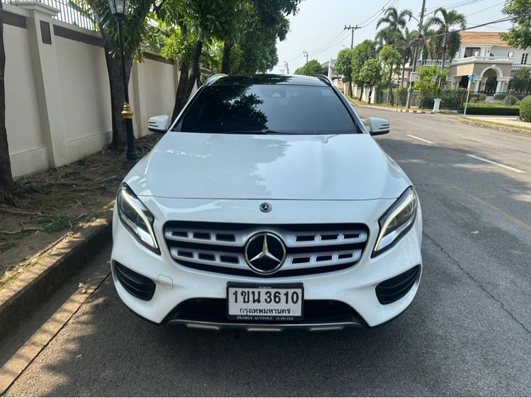 Mercedes-Benz GLA-Class 2019 GLA250 Sedan เบนซิน ไม่ติดแก๊ส เกียร์อัตโนมัติ ขาว รูปที่ 4