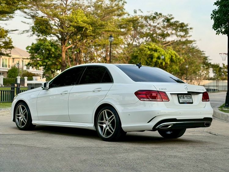 Mercedes-Benz E-Class 2016 E300 2.2 BlueTEC Hybrid AMG Dynamic Sedan ไฮบริด ไม่ติดแก๊ส เกียร์อัตโนมัติ ขาว รูปที่ 4