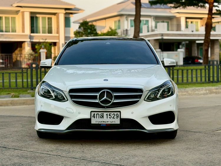 Mercedes-Benz E-Class 2016 E300 2.2 BlueTEC Hybrid AMG Dynamic Sedan ไฮบริด ไม่ติดแก๊ส เกียร์อัตโนมัติ ขาว รูปที่ 2