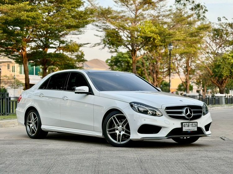 Mercedes-Benz E-Class 2016 E300 2.2 BlueTEC Hybrid AMG Dynamic Sedan ไฮบริด ไม่ติดแก๊ส เกียร์อัตโนมัติ ขาว รูปที่ 3