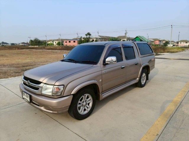 รถ Toyota Hilux Tiger D4D รุ่นย่อยอื่นๆ สี น้ำตาล