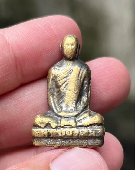 หลวงพ่อเดิม