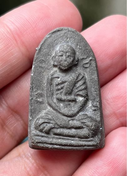 หลวงปู่สุขโพธิ์ทรายทอง