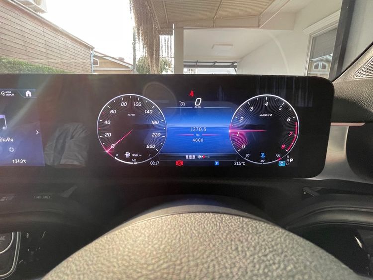 Mercedes-Benz A-Class 2024 A200 Sedan เบนซิน ไม่ติดแก๊ส เกียร์อัตโนมัติ ดำ รูปที่ 2