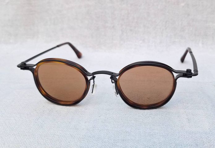 แว่นตาอิตาเลียนแฮนด์คราฟท์ TAVAT : Soup Can Collection Pantos RC เลนส์กระจกคริสตัลพระเจ้าอันล้ำค่า CARL ZEISS JENA ของชนชาติเยอรมัน สีอำพัน–สว่าง...Authentic TAVAT : ZEISS LENSES Handcrafted in the 2010s in Italy รูปที่ 13