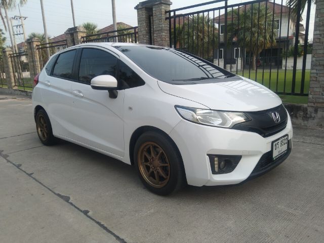Honda Jazz 2015 1.5 S i-VTEC เบนซิน เกียร์อัตโนมัติ ขาว รูปที่ 3