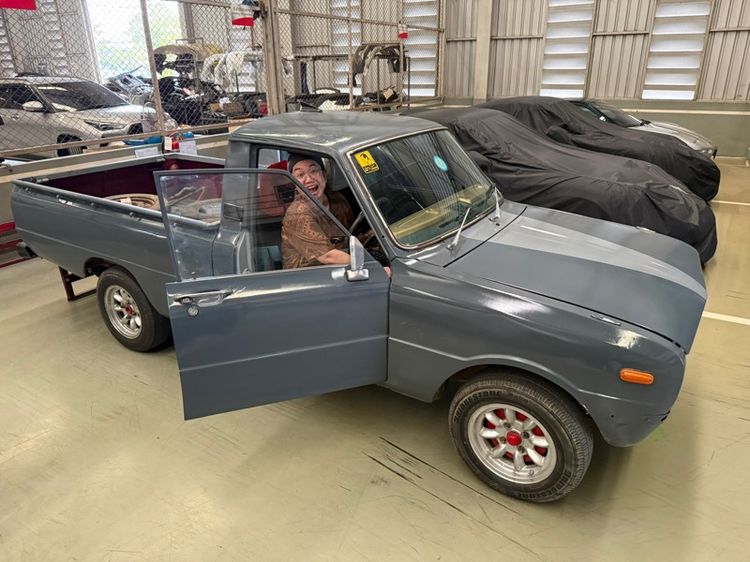 Mazda Familia 1989 1.4 STD Pickup เบนซิน ไม่ติดแก๊ส เกียร์ธรรมดา เทา รูปที่ 2