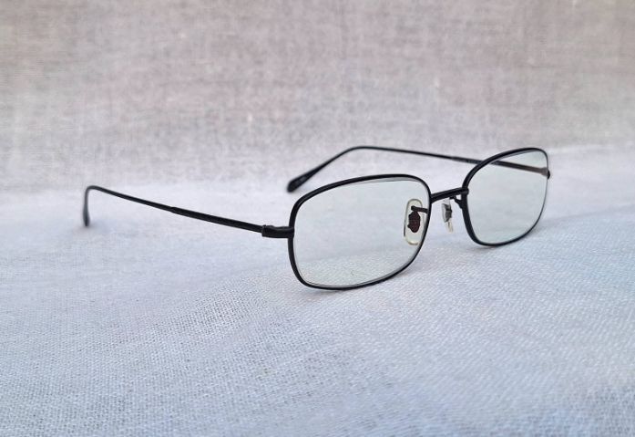 ที่สุดแห่งแว่นตาอเมริกันสายพันธุ์แคลิฟอร์เนียน OLIVER PEOPLES เลนส์บลูโพรเทค มัลติโค้ท ค่าสายตายาว 150...Authentic OLIVER PEOPLES handcrafted in Sabae, Japan รูปที่ 2