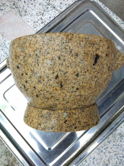 ขายครกหินอ่างศิลาแท้ 100 เปอร์เซนต์ สีเหลืองมันปู ราคา 1100 บาท  รูปที่ 2