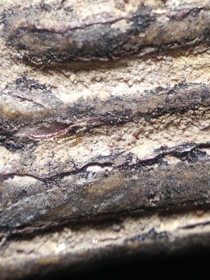 พระสมเด็จพิมพ์เกซบัวตูมมีลงรักมาครับ รูปที่ 7