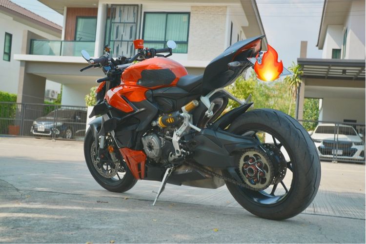 Ducati Streetfighter V2 รูปที่ 14