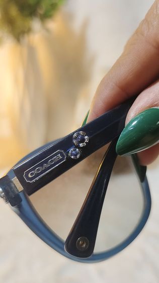 แว่นตายี่ห้อ coach ของแท้ ใช้เองซื้อมา 7พัน กว่า รูปที่ 4