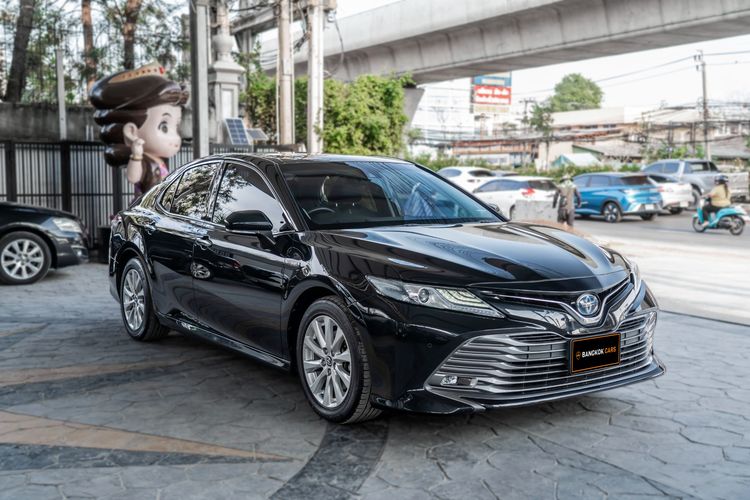 Toyota Camry 2021 2.5 Hybrid Premium Sedan ไฮบริด เกียร์อัตโนมัติ ดำ รูปที่ 4