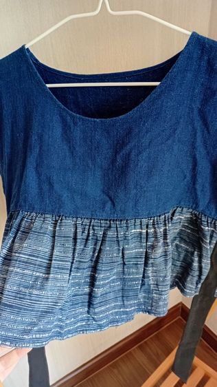 เสื้อผ้าฝ้ายผสมม่อฮ่อม รอบอก 40" ความยาว 17" มือสองสภาพดี ค่าจัดส่ง 40฿ รูปที่ 3
