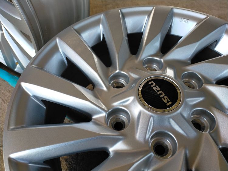 แม็กอีซูซุ สีเดิม ป้ายแดง ขอบ16 กว้าง6.5 et41 รูปที่ 6