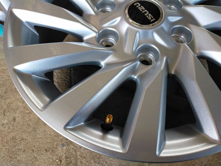 แม็กอีซูซุ สีเดิม ป้ายแดง ขอบ16 กว้าง6.5 et41 รูปที่ 7