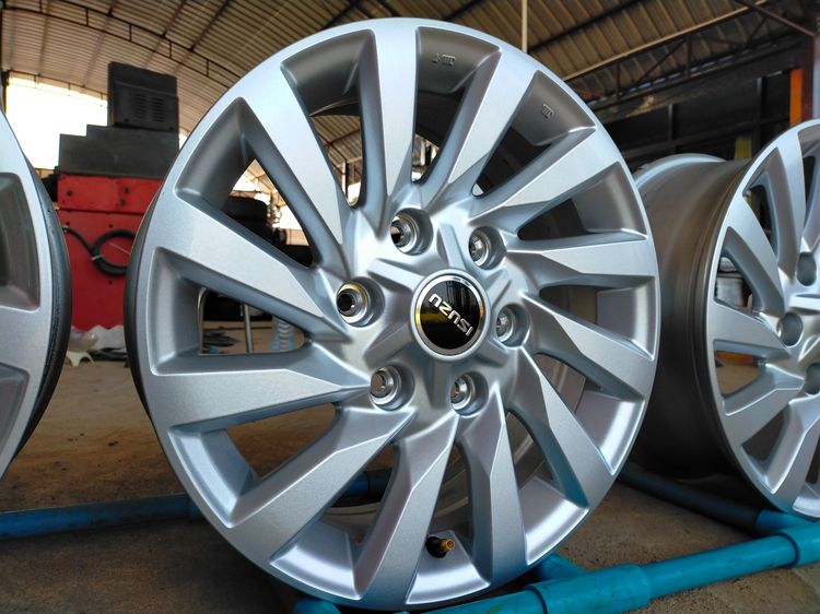 แม็กอีซูซุ สีเดิม ป้ายแดง ขอบ16 กว้าง6.5 et41 รูปที่ 2