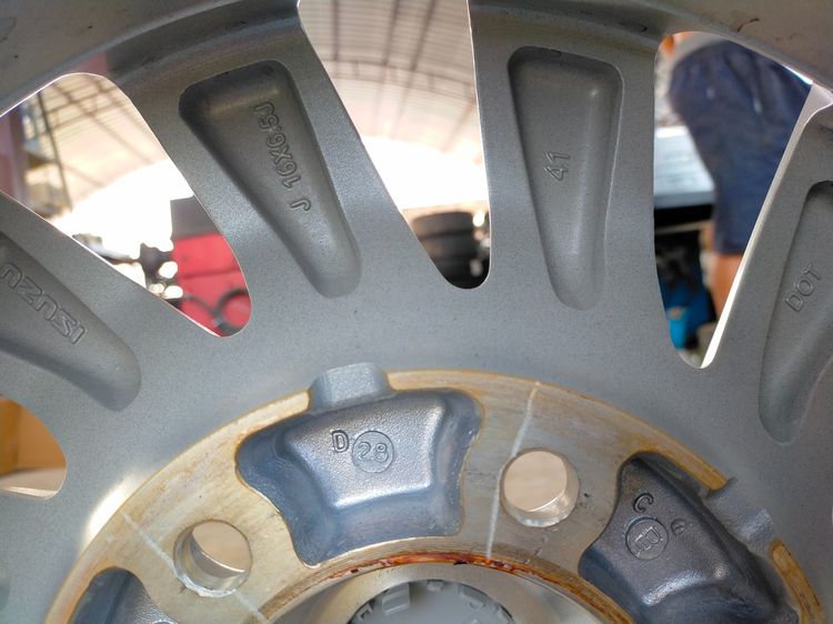 แม็กอีซูซุ สีเดิม ป้ายแดง ขอบ16 กว้าง6.5 et41 รูปที่ 9