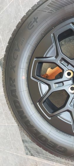 แม็กโตโยต้า ขอบ18 พร้อมยางโยโกฮาม่า 265 60 18 ปลายปี25 แม็กสีเดิมป้ายแดง ยางมีตุ่มหน้ายางทุกเส้น รูปที่ 10