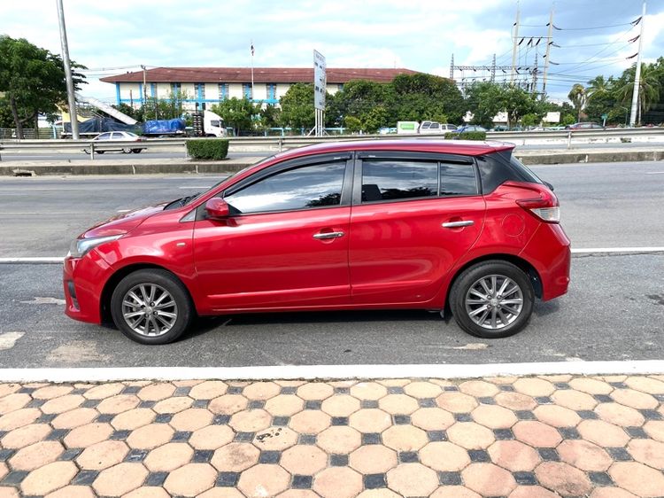 Toyota Yaris 2014 1.2 J Sedan เบนซิน ไม่ติดแก๊ส เกียร์อัตโนมัติ แดง รูปที่ 4