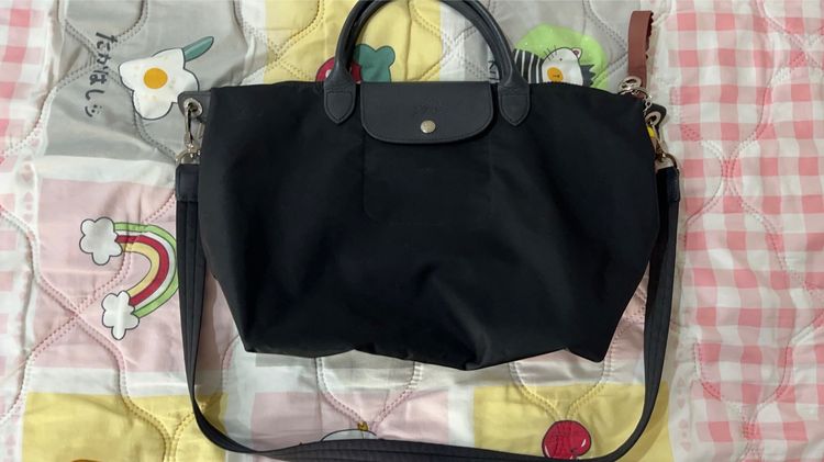 กระเป๋า Longchamp หิ้วจากอิตาลีสภาพดี แทบไม่เคยใช้งาน