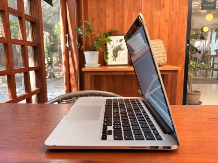 MacBook Pro 13 รูปที่ 5