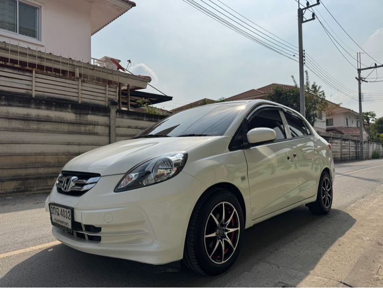 รถ Honda Brio 1.2 Amaze S สี ขาว