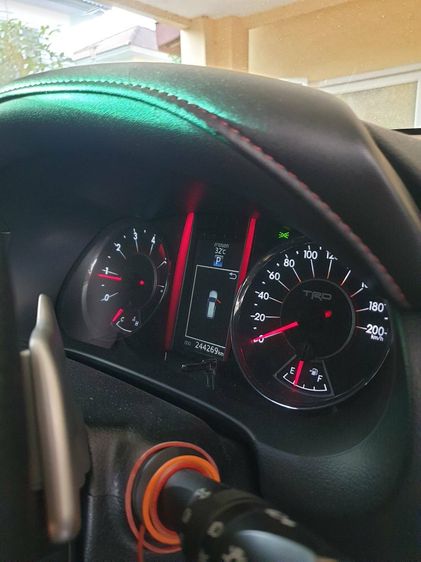 Toyota Fortuner 2019 2.8 TRD Sportivo 4WD Utility-car ดีเซล เกียร์อัตโนมัติ ขาว รูปที่ 4