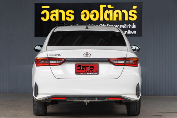 Toyota Yaris ATIV 2024 1.2 Sport Sedan เบนซิน ไม่ติดแก๊ส เกียร์อัตโนมัติ ขาว รูปที่ 3