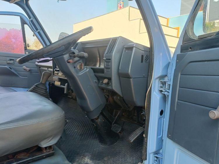 รถบรรทุก6ล้อISUZU NKR110แรงปี35พาวเวอร์ เกียร์สั้น ยกหัวได้ เครื่องเยี่ยมแซสซีสวนๆเอกสารครบพร้อมโอนทั่วไทย ราคาเบาๆ รูปที่ 5