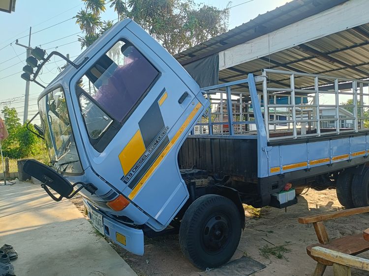 รถบรรทุก6ล้อISUZU NKR110แรงปี35พาวเวอร์ เกียร์สั้น ยกหัวได้ เครื่องเยี่ยมแซสซีสวนๆเอกสารครบพร้อมโอนทั่วไทย ราคาเบาๆ รูปที่ 11