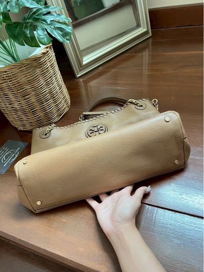 used tory burch 13นิ้ว สภาพดีมากใบใหญ่ รูปที่ 8